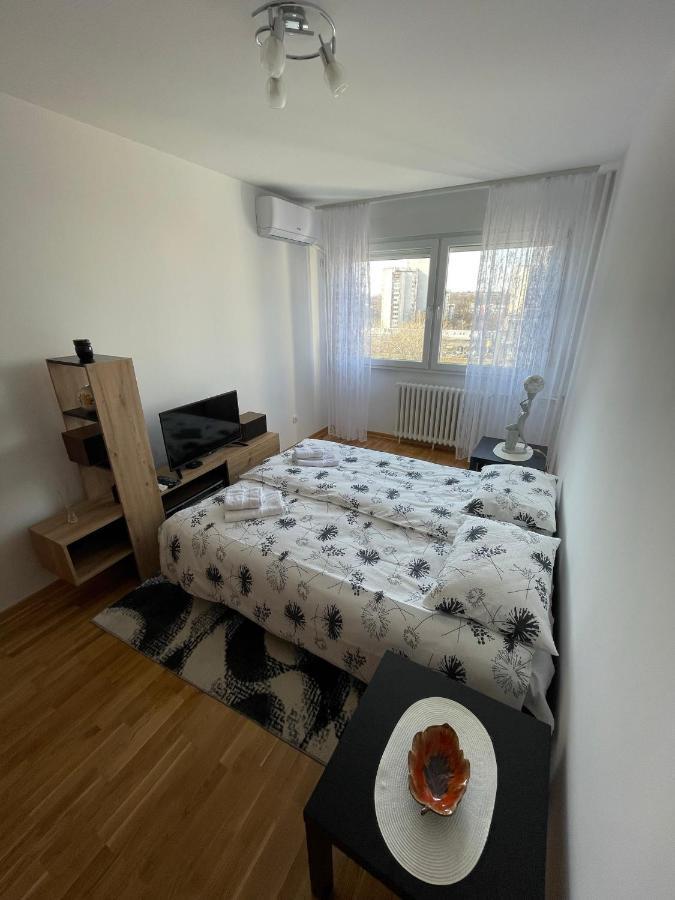 New Belgrade Apartment Eksteriør billede